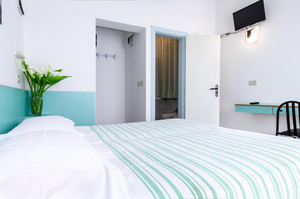 ריצ'יונה Hotel San Gottardo מראה חיצוני תמונה