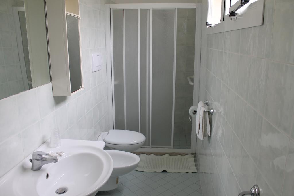 ריצ'יונה Hotel San Gottardo חדר תמונה