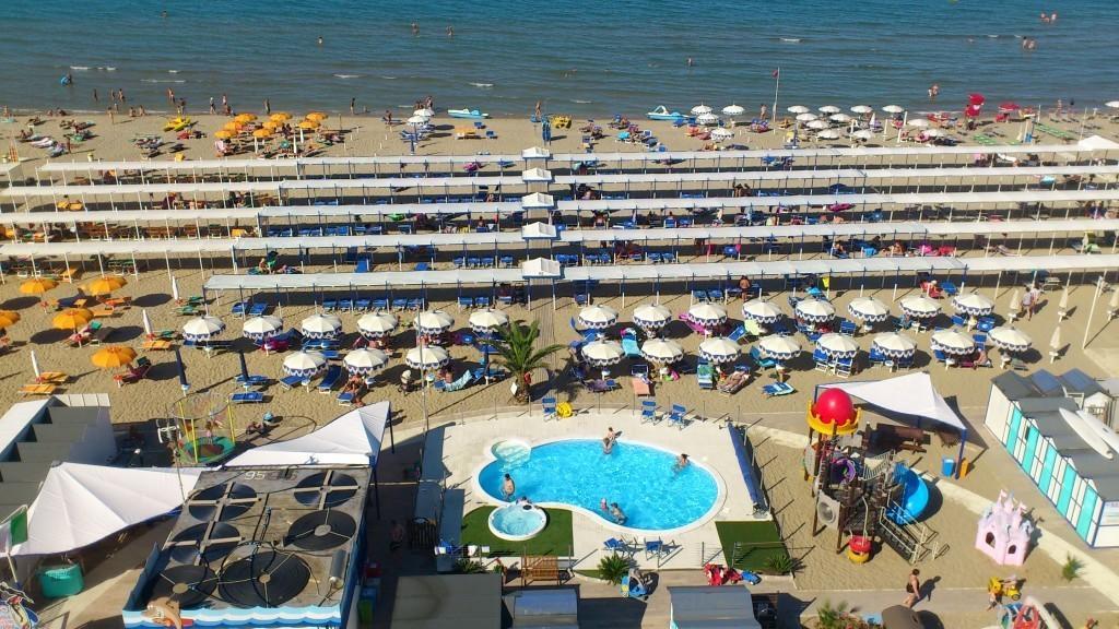 ריצ'יונה Hotel San Gottardo מראה חיצוני תמונה
